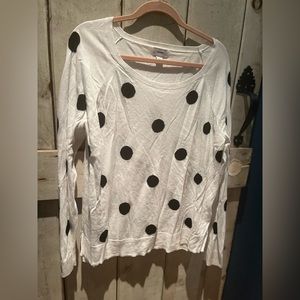 Old Navy crew neck sweater